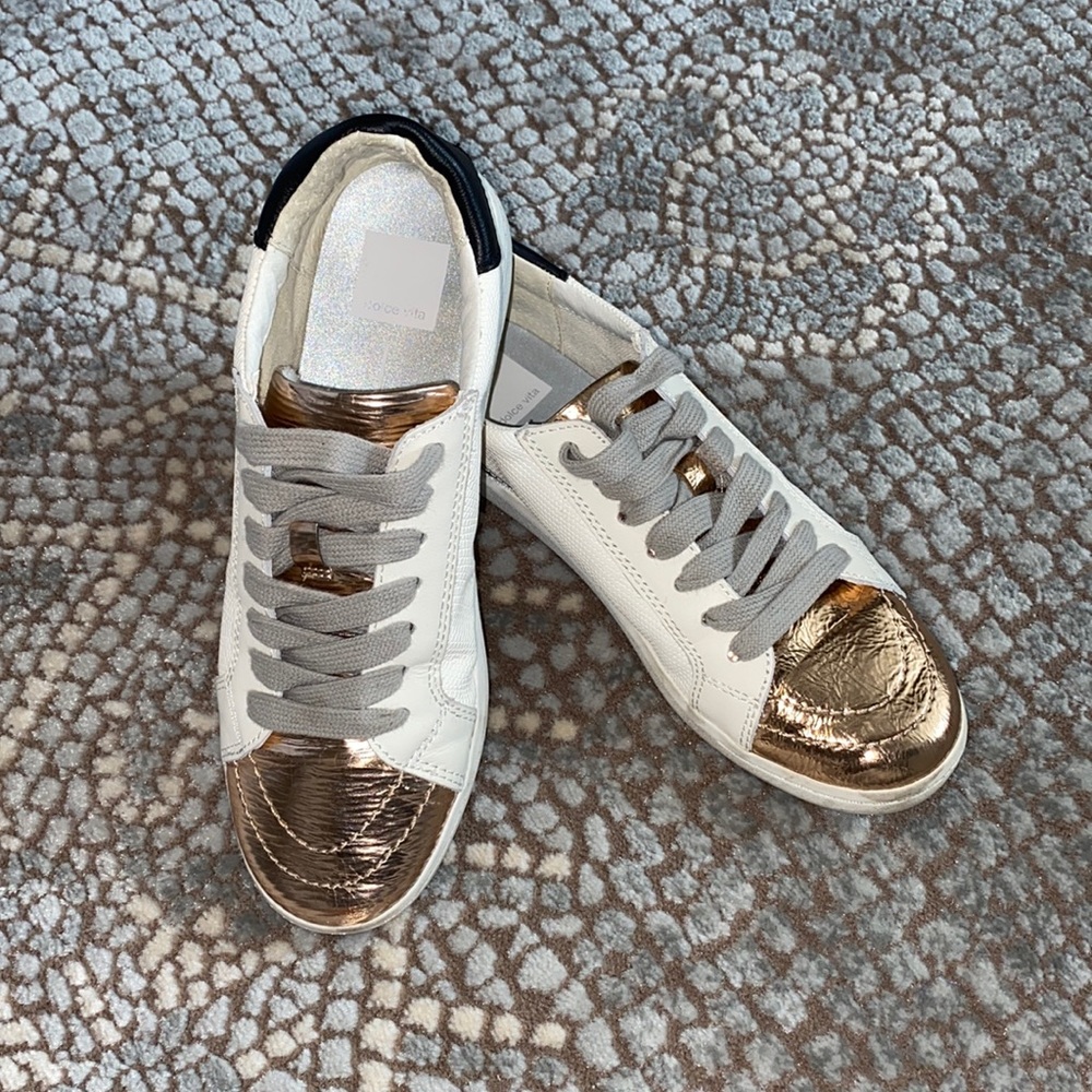 Dolce Vita Sneakers
